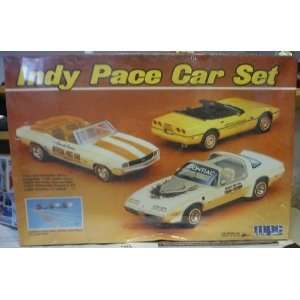   Car Set 1/25 Scale Plastic Model Kit Set with 3 kits: Toys & Games