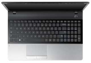  Samsung Series 3 NP305E7A A01US 17.3 Inch Laptop (Silver 