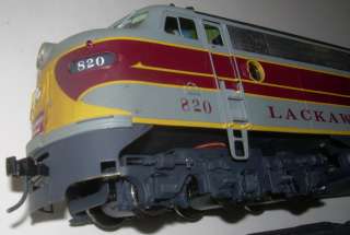   EMD E8 A + B + A OMI 0250/O, 0249/O   Pro Paint  