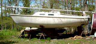 1969 PEARSON 22 Sailboat With Evinrude 4HP OB Motor No Trailer  