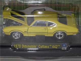   Olds Cutlass 442 Detroit Muscle NEW 164 scale diecast yellow  
