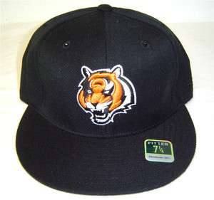   Cincinnati Bengals Black Fitted cap with thick 3D color logo  