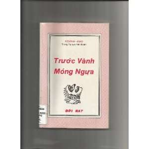  Truoc Vanh Mong Ngua (In Vietnamese) Hoang Dao Books