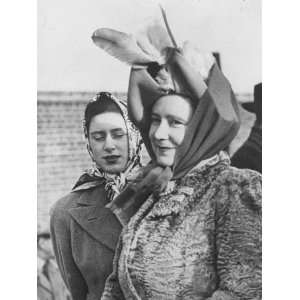  Queen Elizabeth and Daughter Margaret Visit Marshland used 
