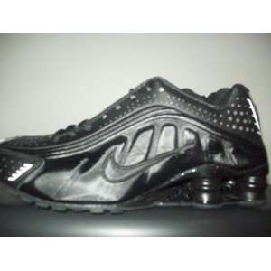  Womens Nike Shox R4 Black Size 7