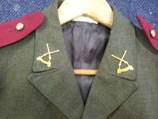   defence forces issued dress jacket  pte, 3 star,Irish army  