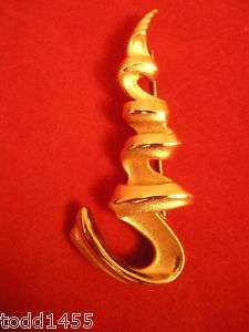 Vintage Tona Gold Tone Retro Brooch Pin Signed Swirl  