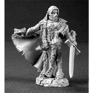  Shaedra, Female Paladin (OOP) Toys & Games