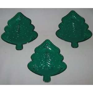   Green Plastic Christmas Tree Individual Candy Dishes: Everything Else