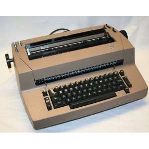  IBM Selectric II Typewriter   Refurbished Electronics