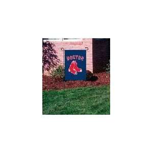  MLB Boston Red Sox Mini Garden Flag: Patio, Lawn & Garden