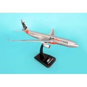  Hogan Jetstar A330 200 1/200 W/GEAR (**) Toys & Games