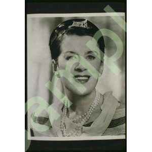  1964 Beatrice Gladys Lillie, Lady Peel