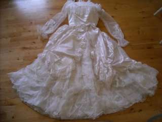  wedding dress satin lace tiers sheer sleeve elbow length veil S  