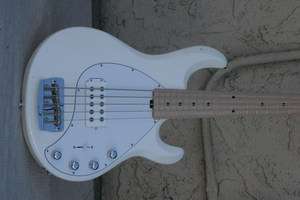 Music Man Stingray Classic 5 String Bass White Free Shipping  