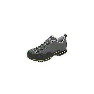 Patagonia   Karakoram (Forge Grey)   Footwear  Sports 