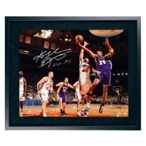  Kobe Bryant Autographed 61 Point Game vs Knicks 20X16 LE61 