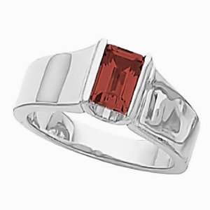    14K White Gold Mozambique Garnet Etruscan Style Ring: Jewelry