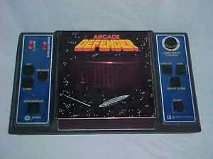 1981 Entex ARCADE DEFENDER Hand Held Video Game WORKS  