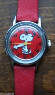 1958 United Feature Peanuts Snoopy Watch Timex Works  
