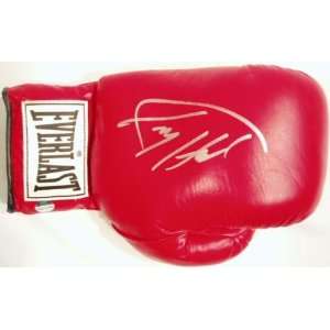 Larry Holmes Signed Everlast Boxing Glove:  Sports 