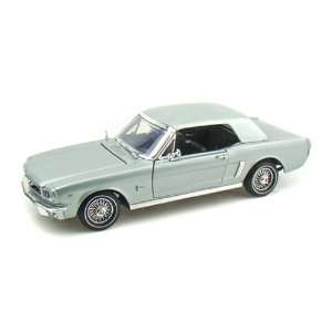  1964 1/2 Ford Mustang 1/18 Blue Toys & Games