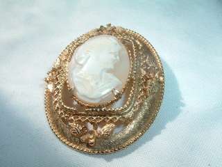 VINTAGE ESTATE ITALIAN HAND CARVED HARDSTONE CAMEO PIN SIGNED GENO, IN 
