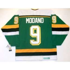   Mike Modano Minnesota North Stars Vintage Ccm Jersey 