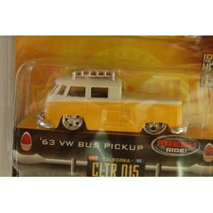   Toys 2006 Dub City Old Skool 63 Bus Pick up Yellow Wave 2 Toys