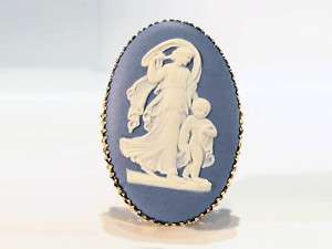 Vintage 14K Gold Wedgewood Cameo Pin Brooch Pendant  