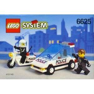 LEGO Classic Town Police Speed Trackers 6625: Toys & Games